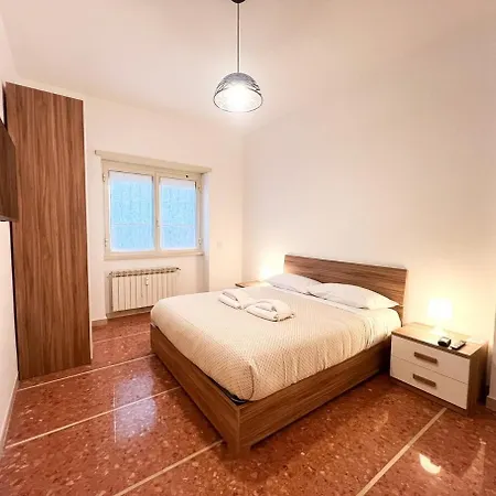 Bonelli Eur Space Apartment *